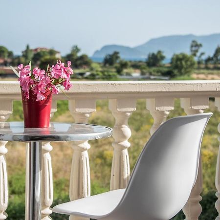 Avyssos Residents Aparthotel กาลามากี ภายนอก รูปภาพ