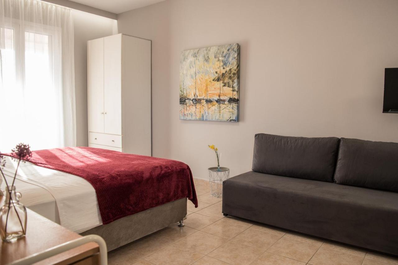 Avyssos Residents Aparthotel กาลามากี ภายนอก รูปภาพ