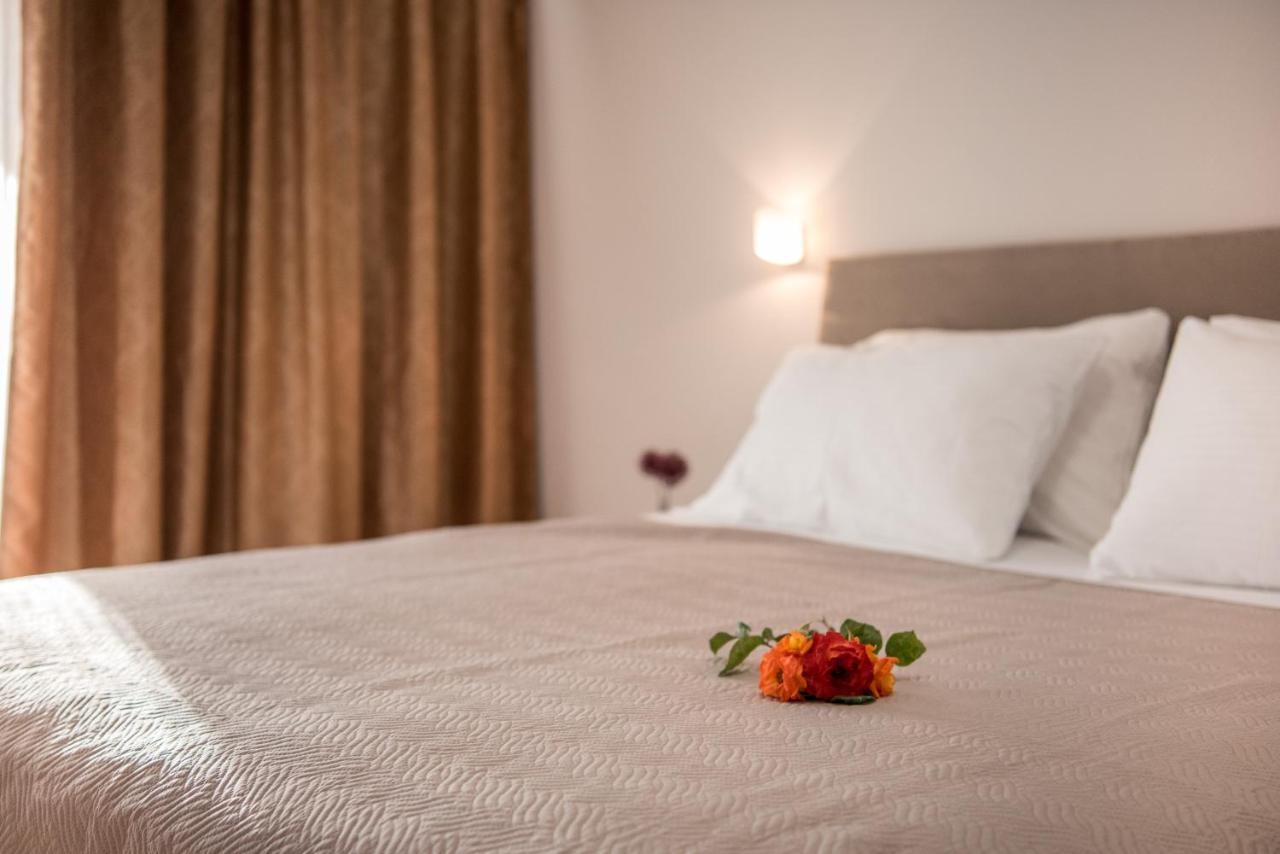 Avyssos Residents Aparthotel กาลามากี ภายนอก รูปภาพ