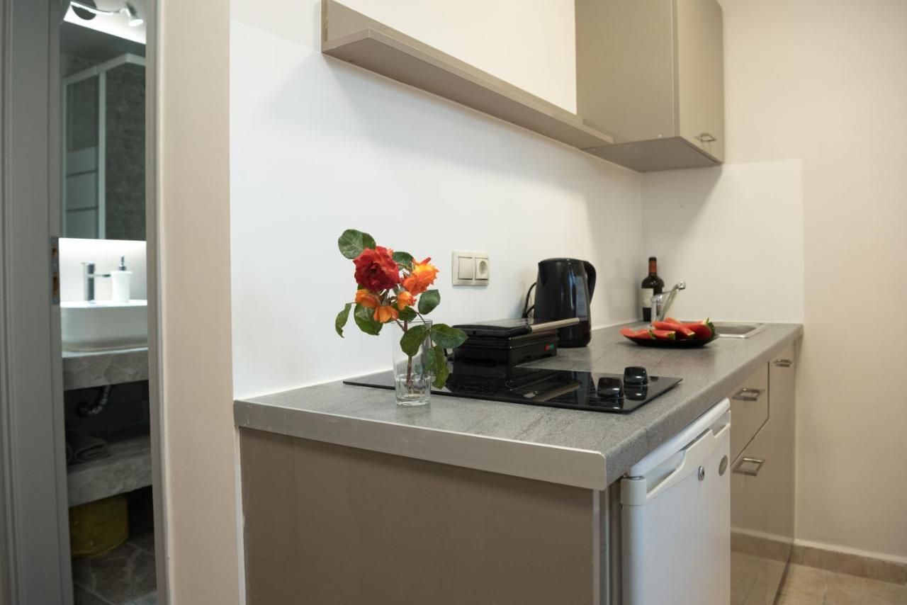 Avyssos Residents Aparthotel กาลามากี ภายนอก รูปภาพ