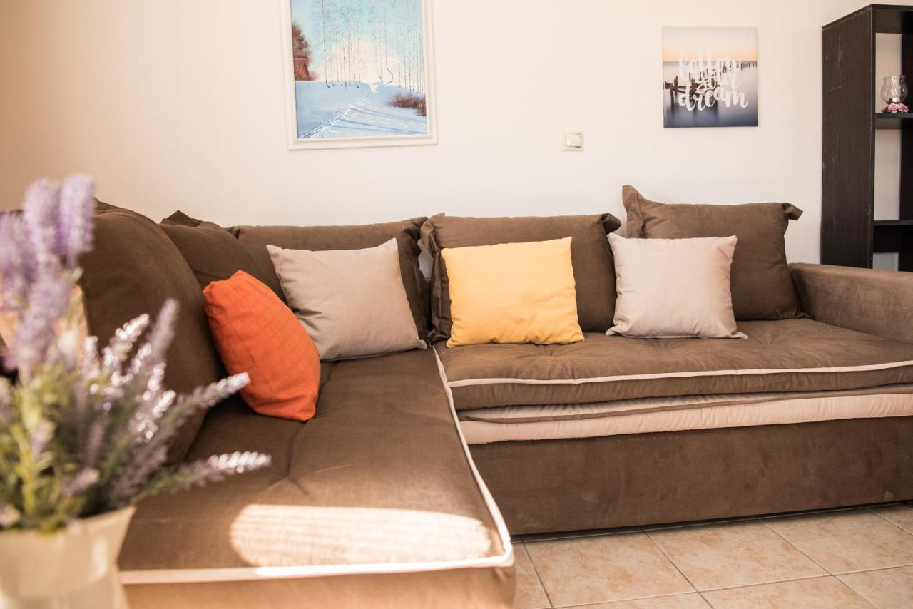 Avyssos Residents Aparthotel กาลามากี ภายนอก รูปภาพ